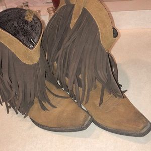 Ariat Women’s Fringe Boots